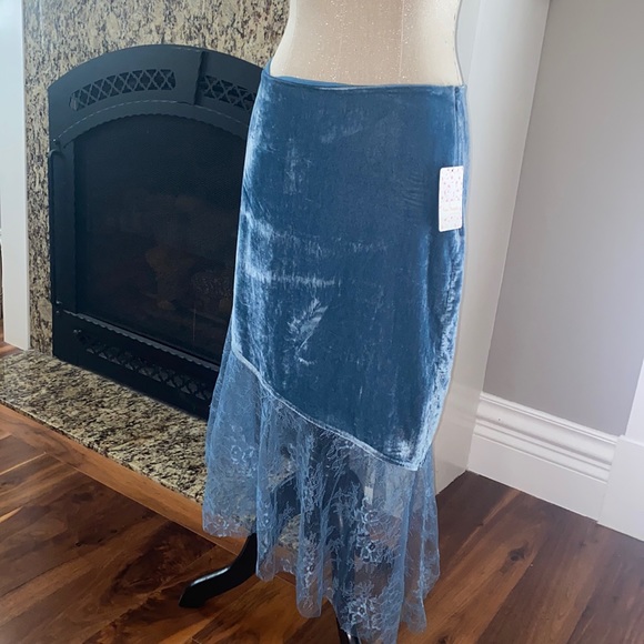 Free People My Lacey midiskirt NWT - Picture 1 of 9